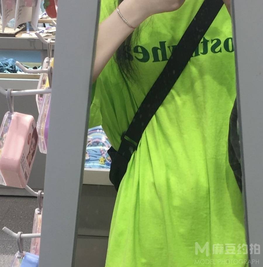 胶片模特