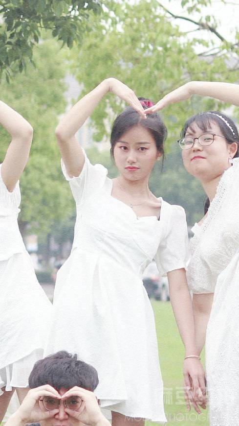 清新模特