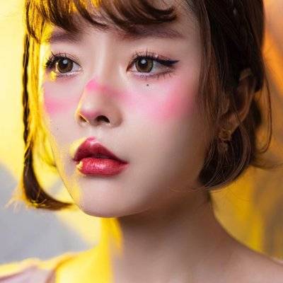 清新模特