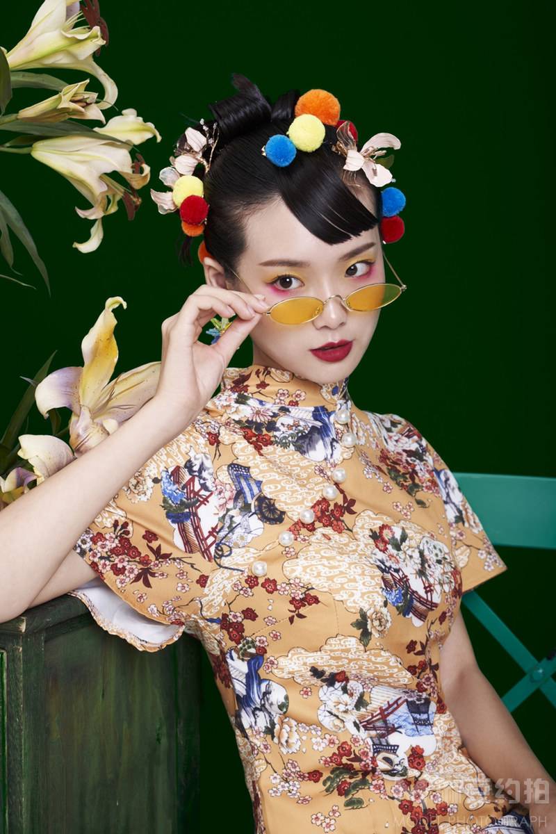 妆容模特