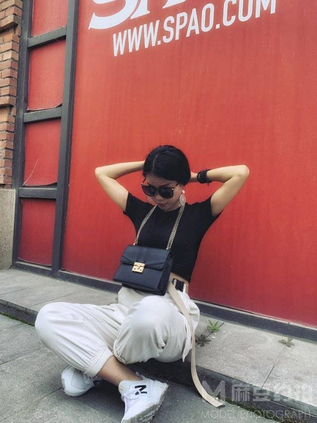 纪实模特
