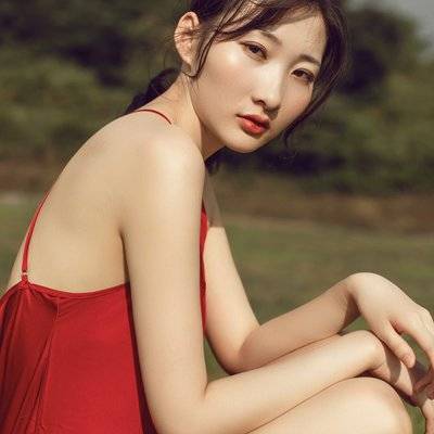 黑白模特