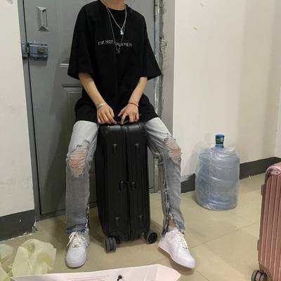 黑白模特