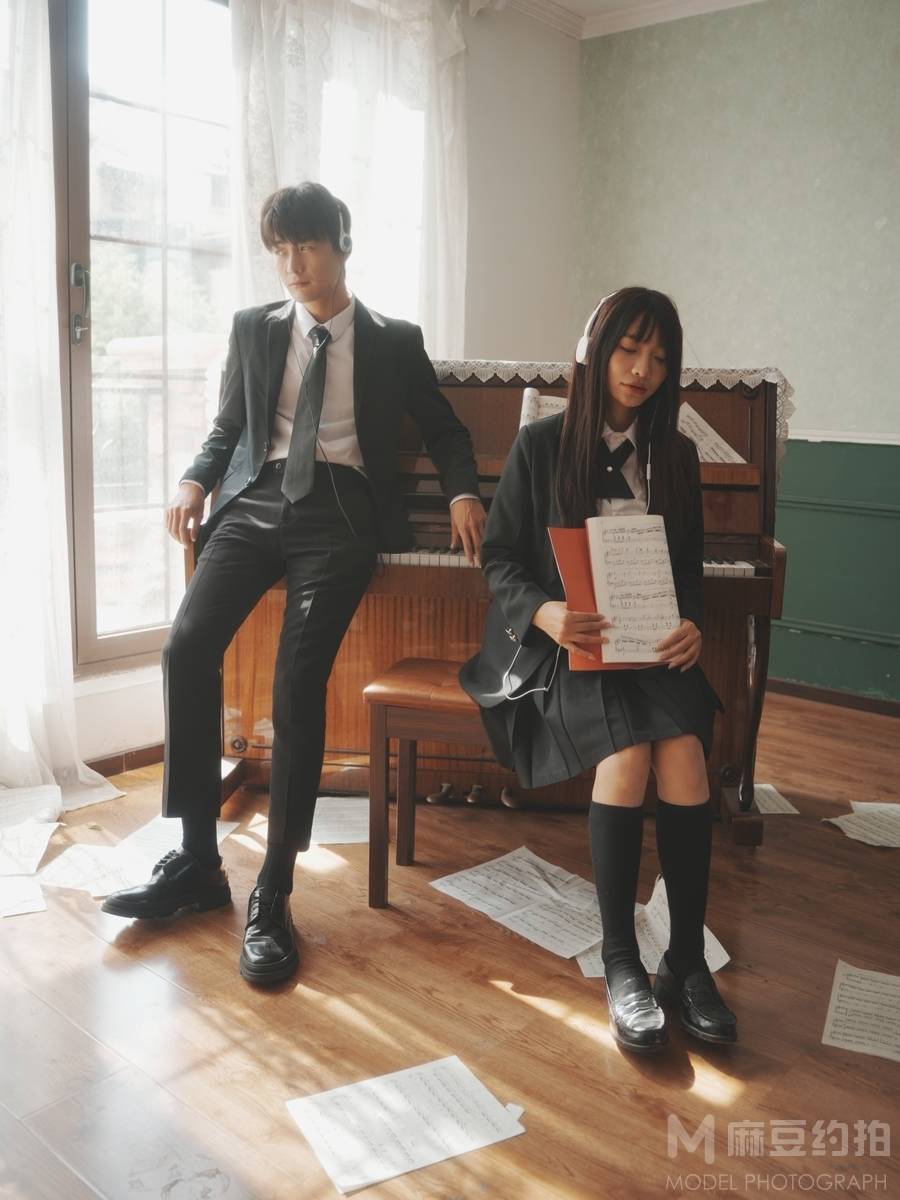 情侣模特