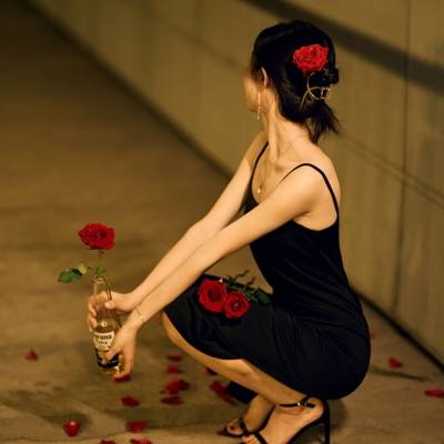 情绪模特