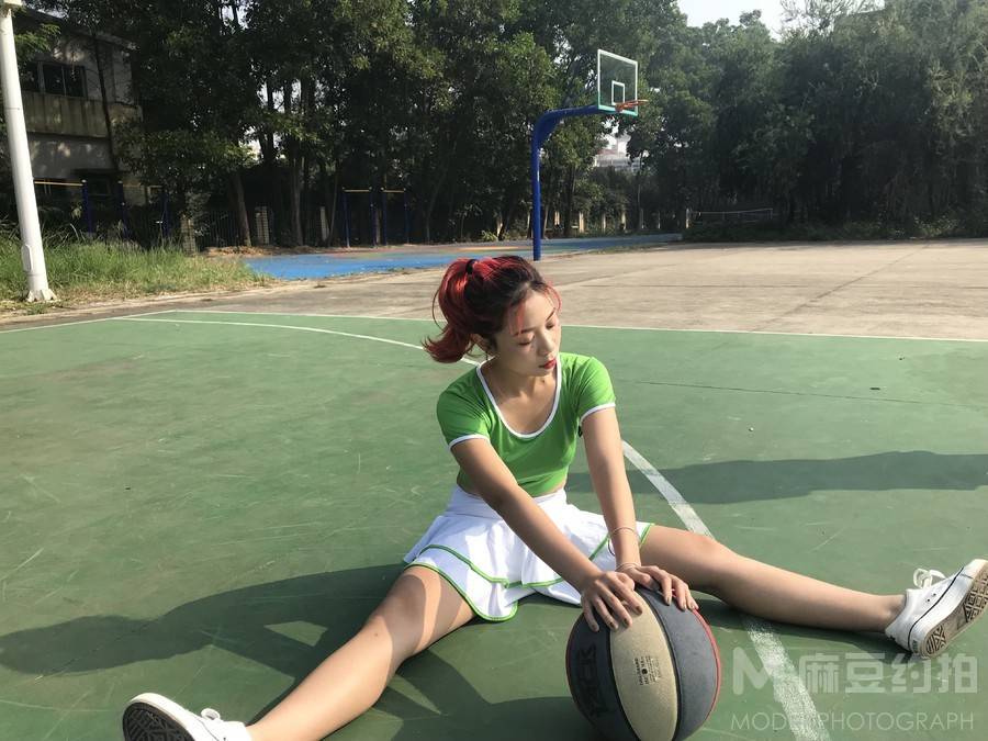 校园模特