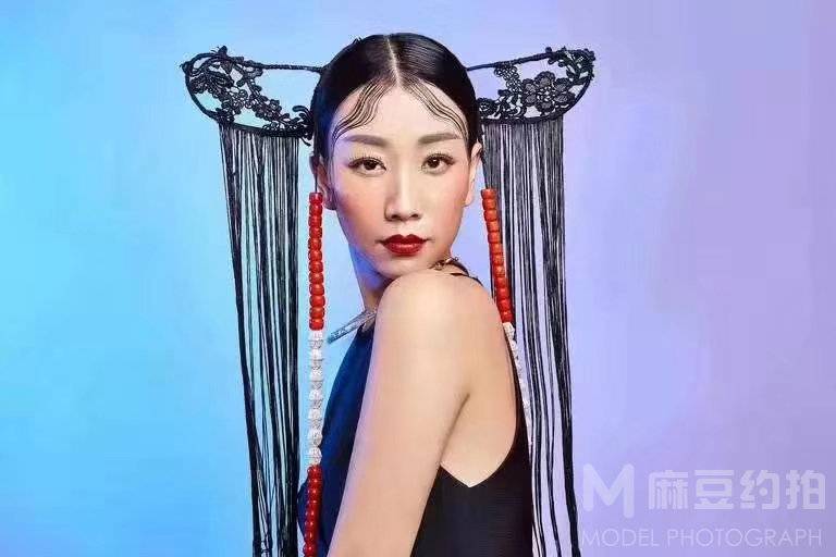 妆容模特