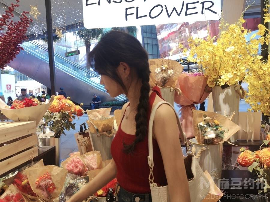 清新模特