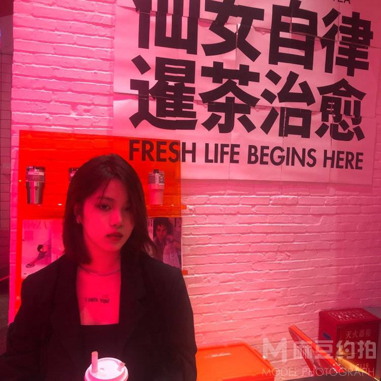 暗黑模特