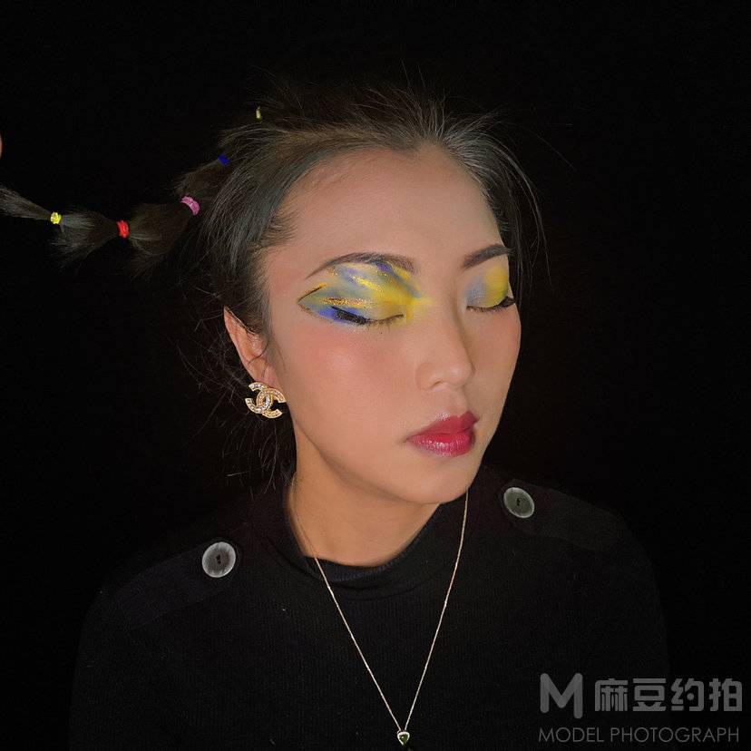 妆容模特