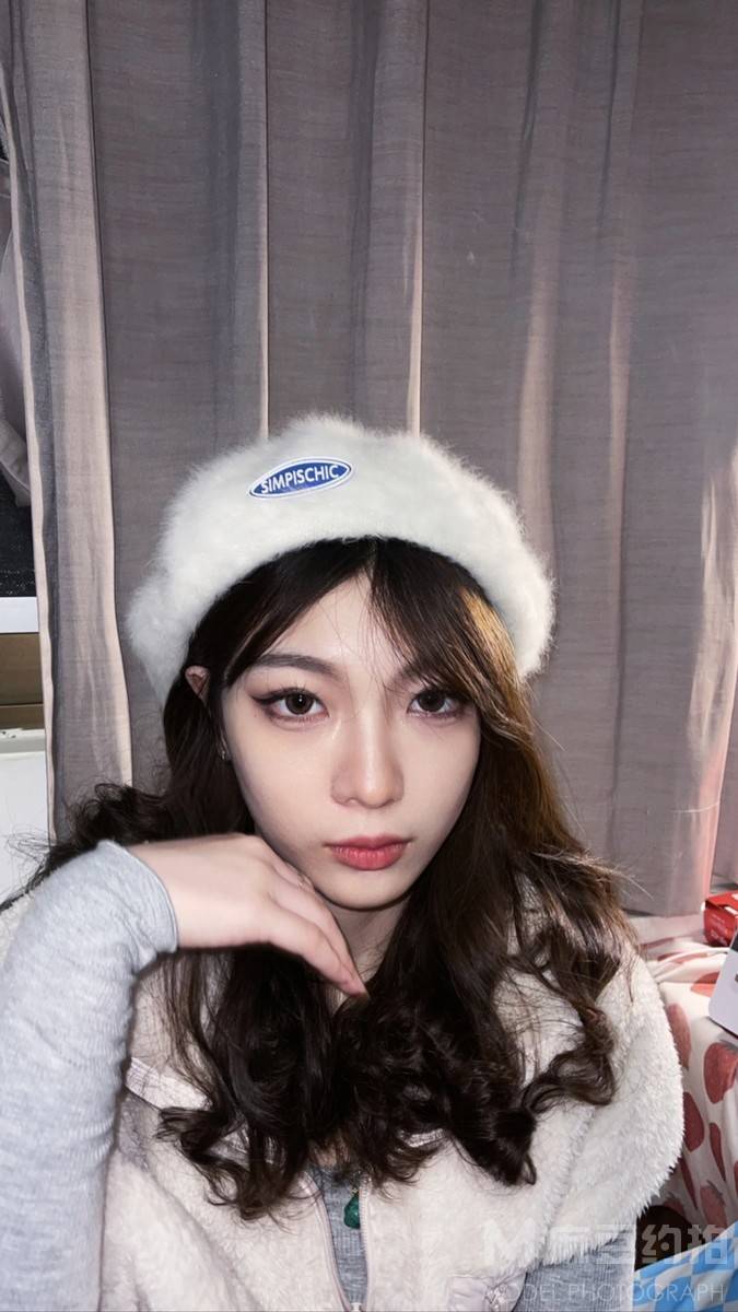 胶片模特