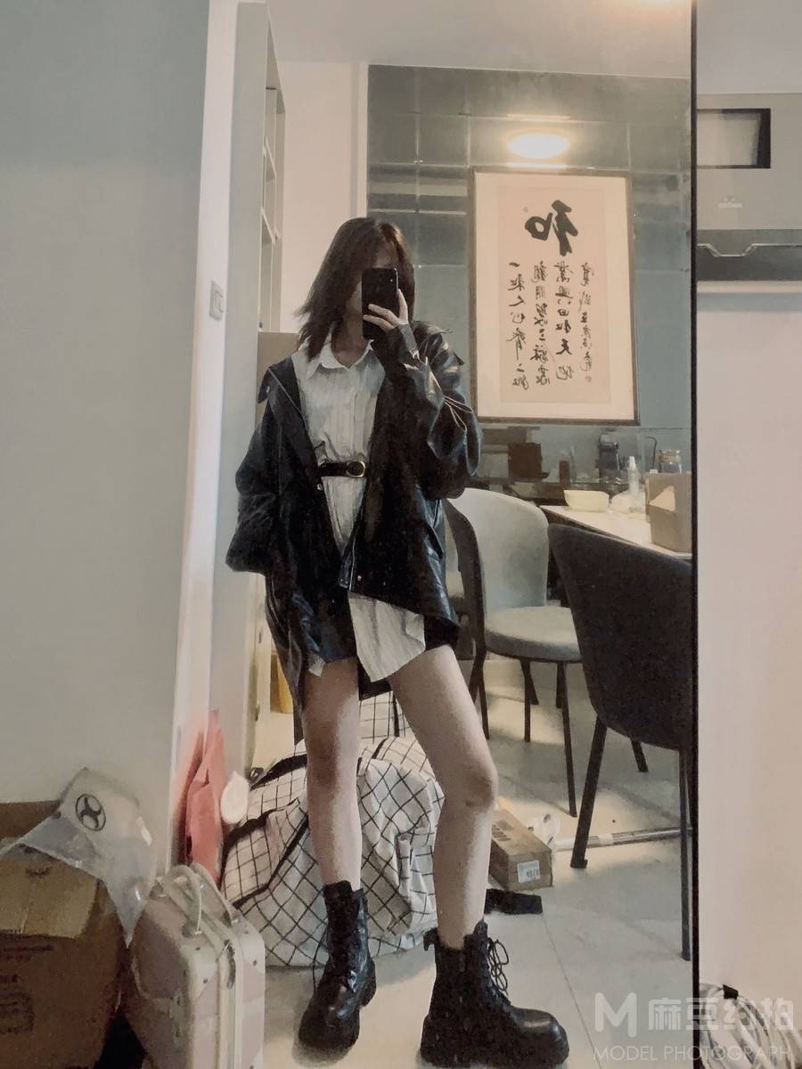 黑白模特