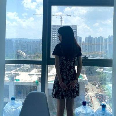 黑白模特
