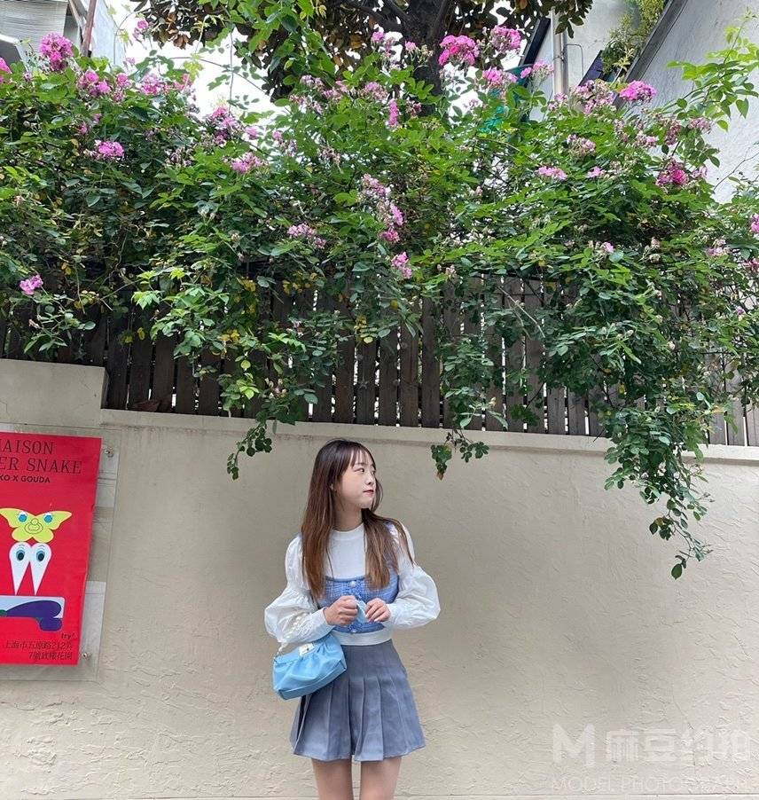 清新模特