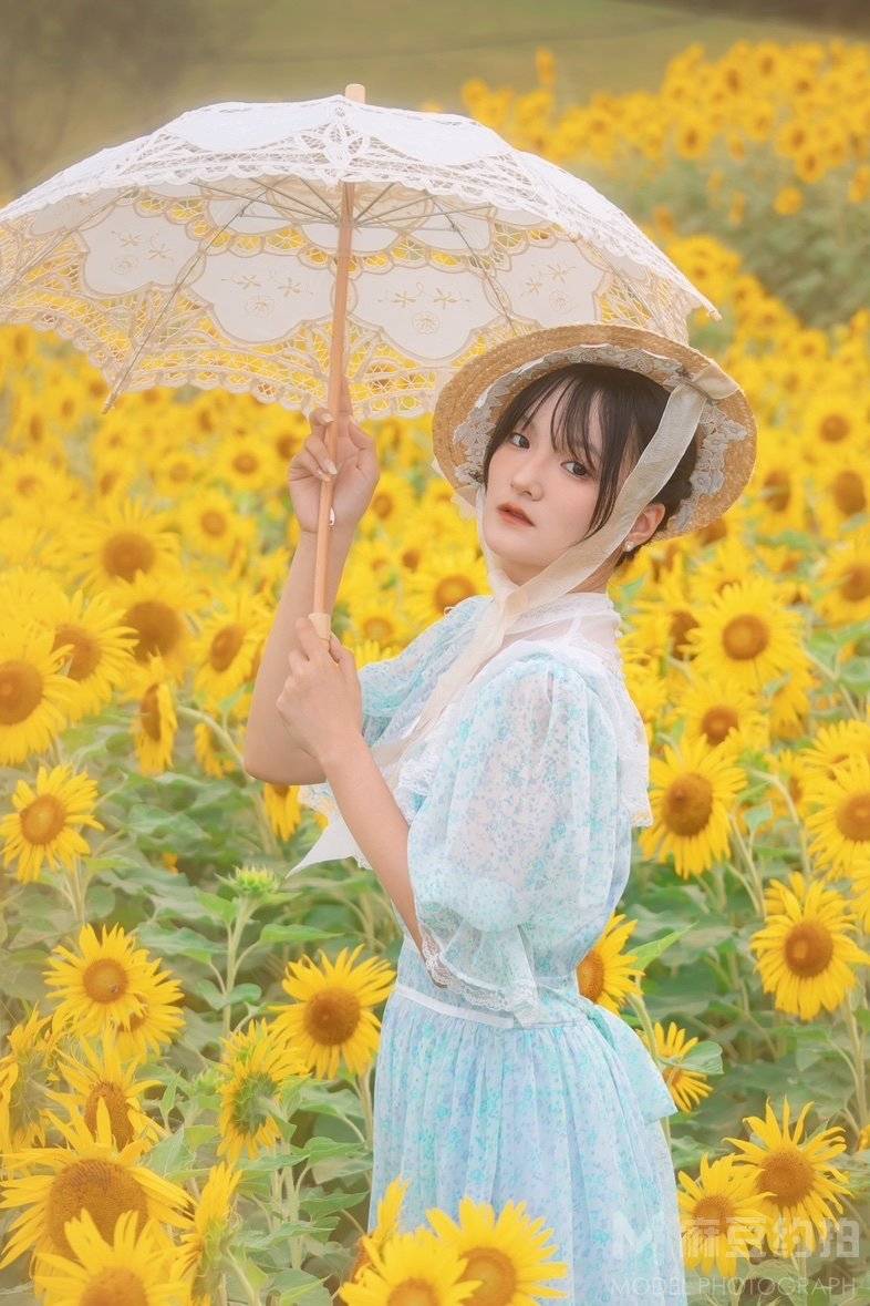 宝丽来模特