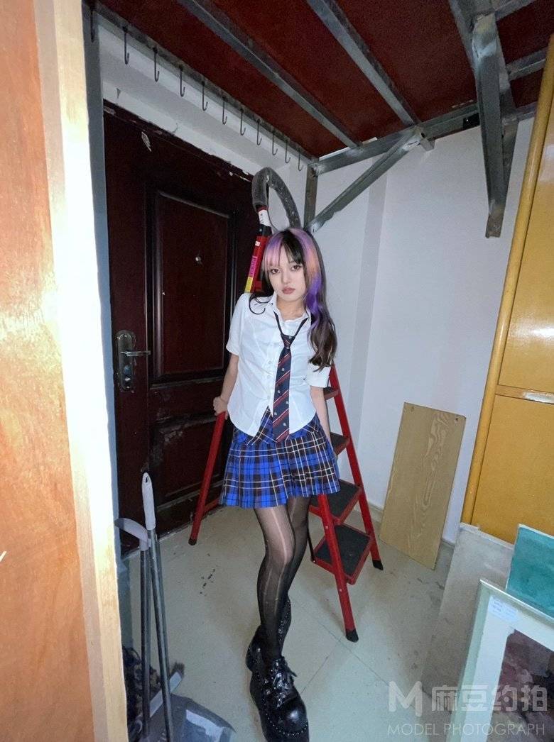 妆容模特