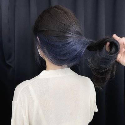 黑白模特