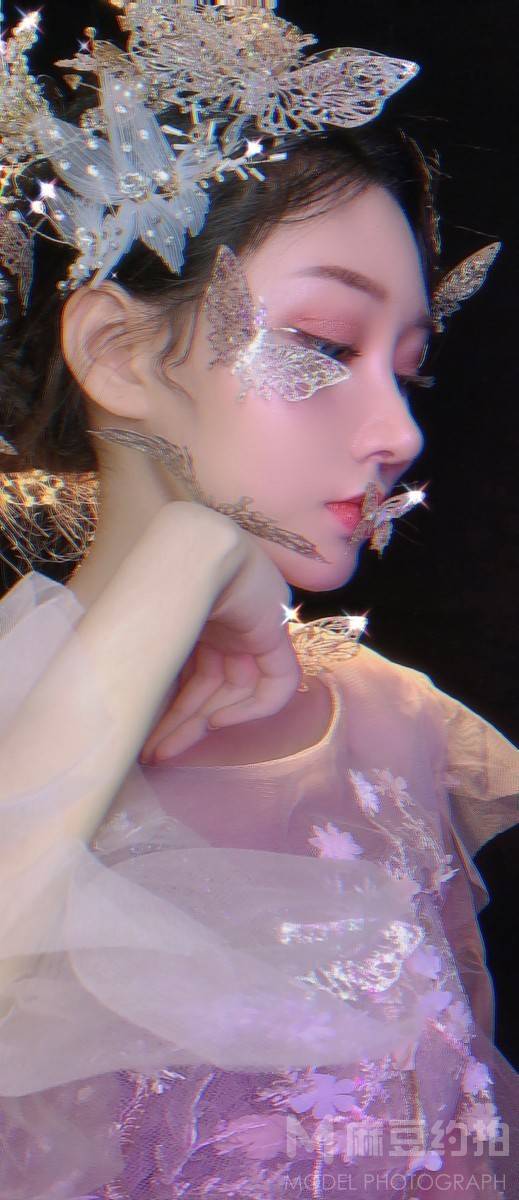 妆容模特