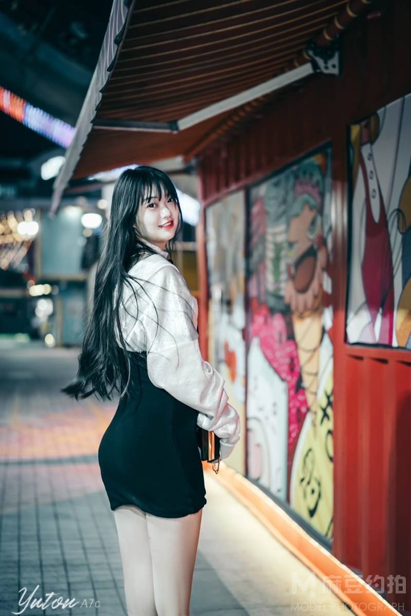 夜景模特