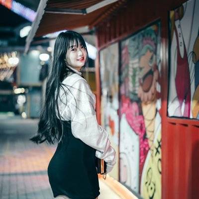 夜景模特
