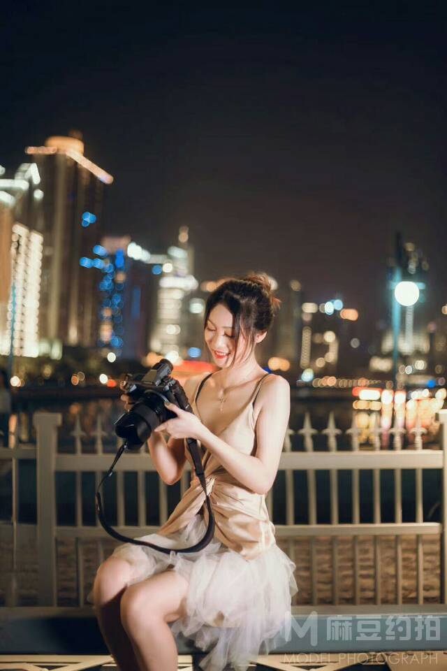 夜景模特