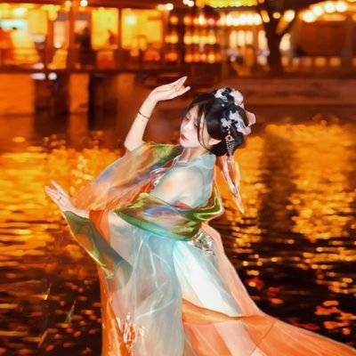 汉服模特