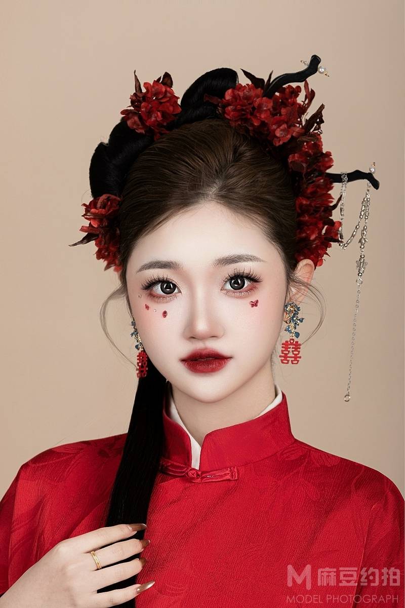 情绪模特