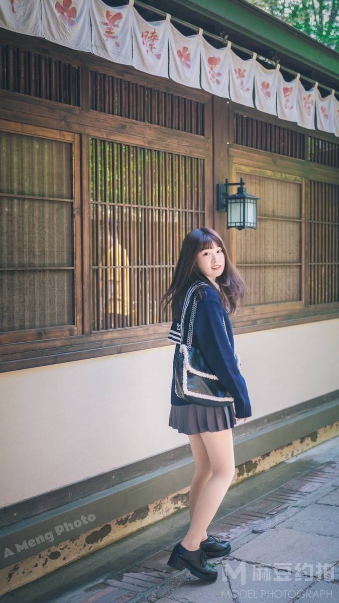 清新模特