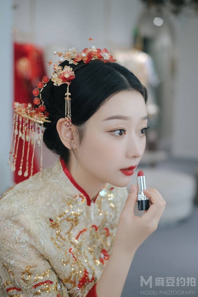 妆容模特