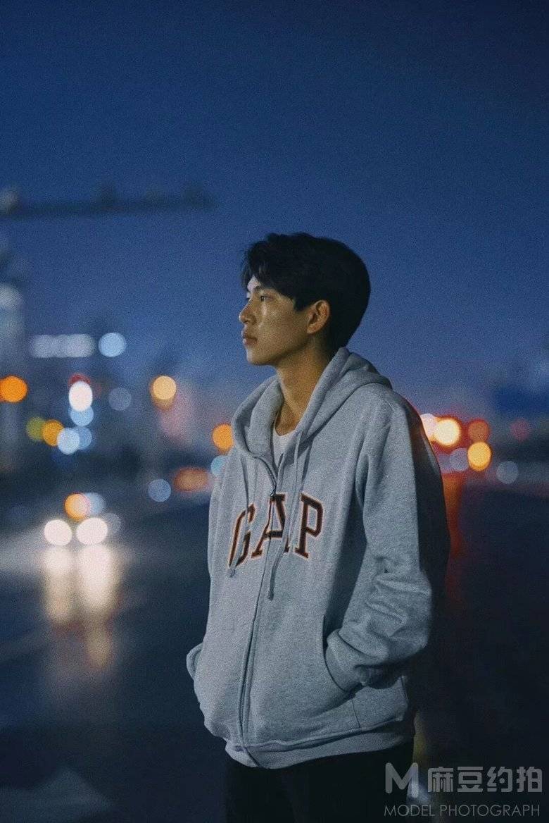 夜景模特