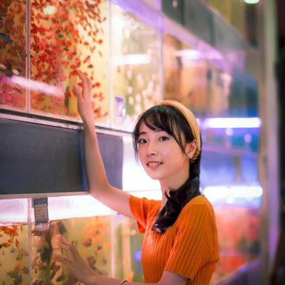 情绪模特