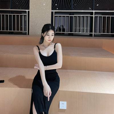 黑白模特