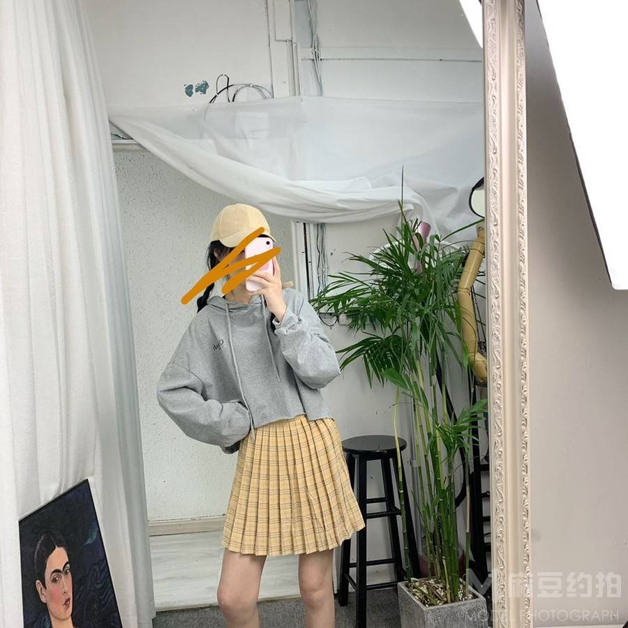 校园模特