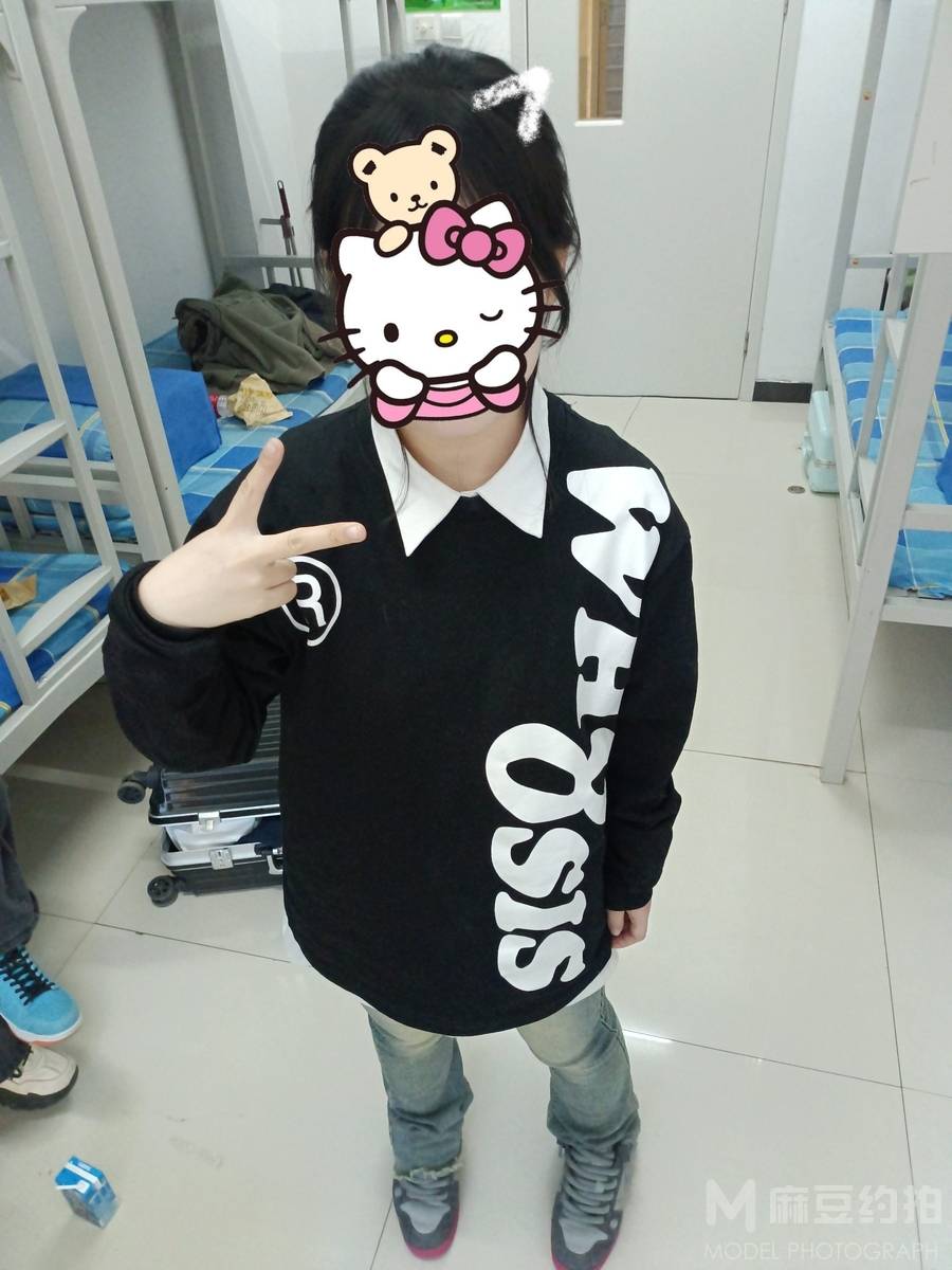 校园模特