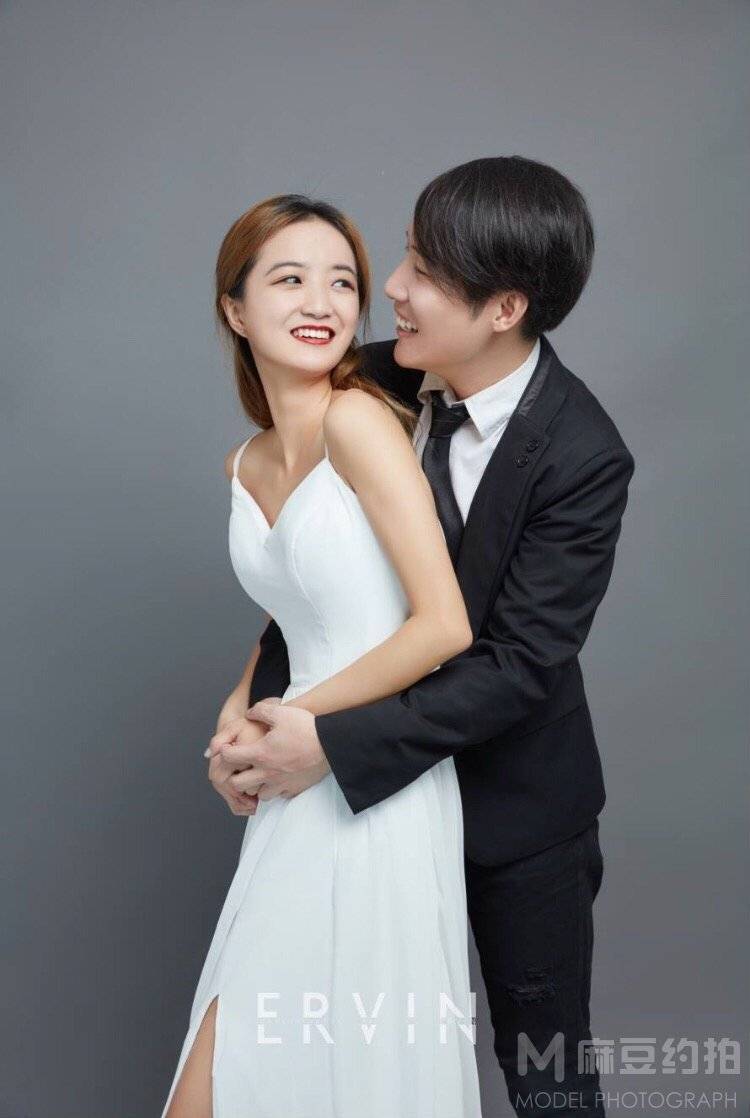 情侣模特