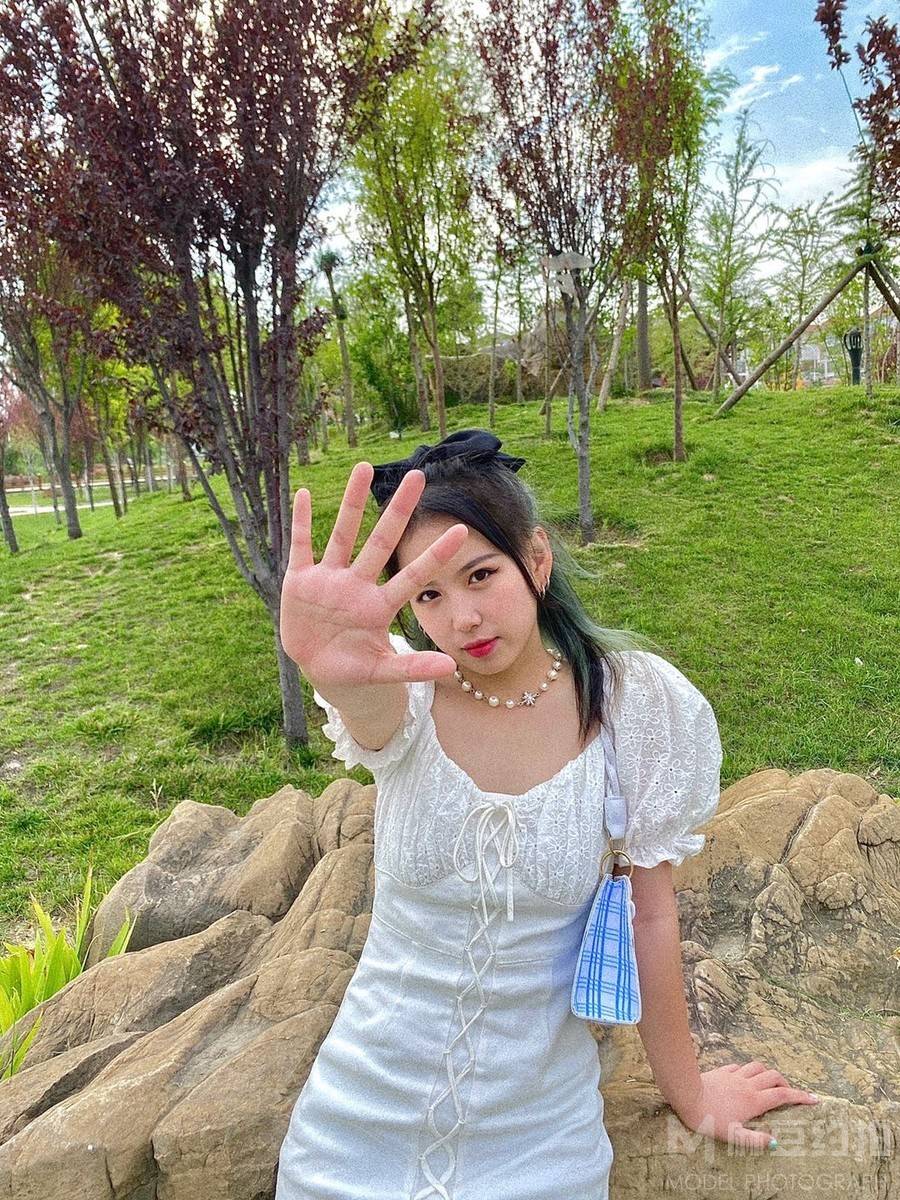 妆容模特
