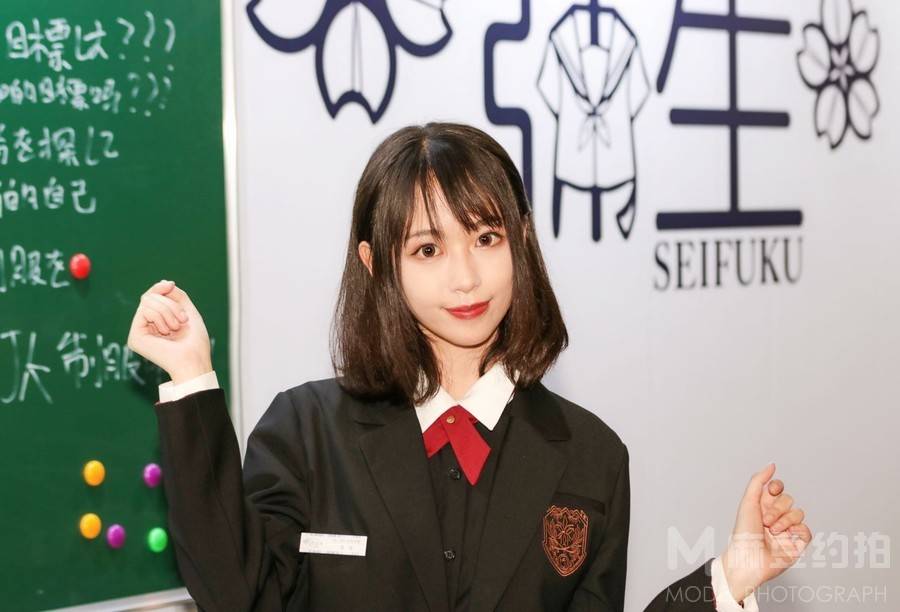 校园模特