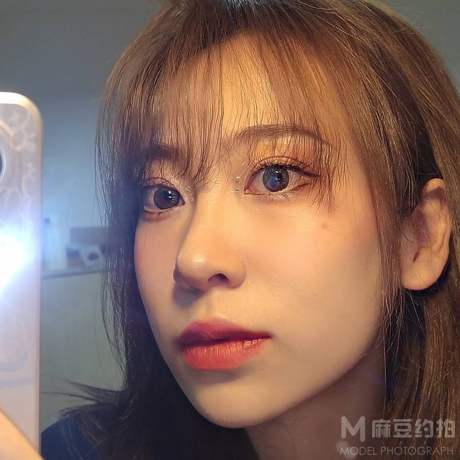 清新模特