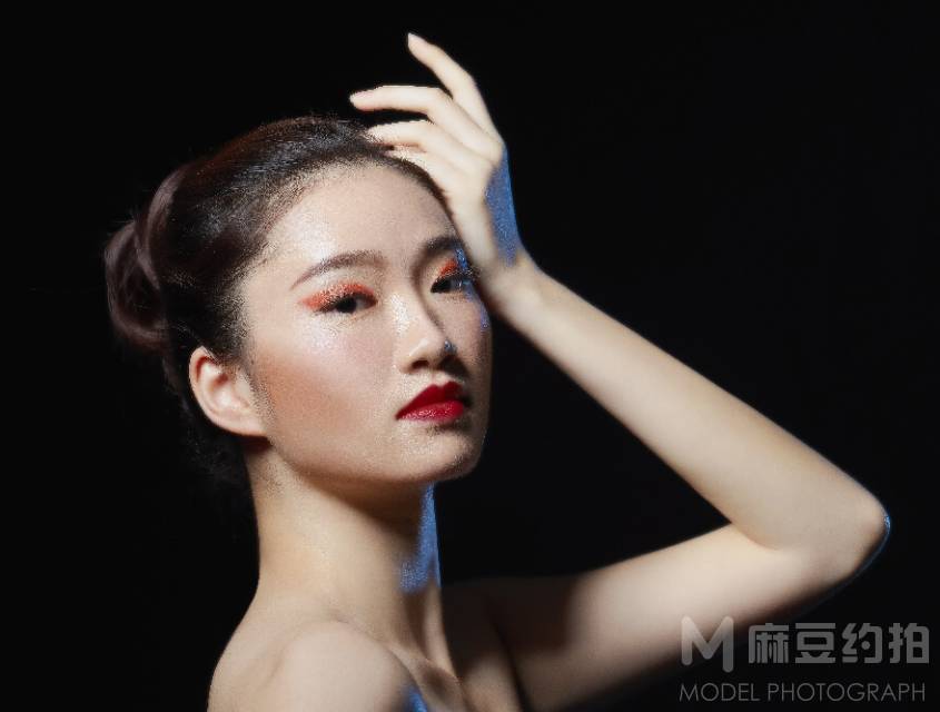暗黑模特