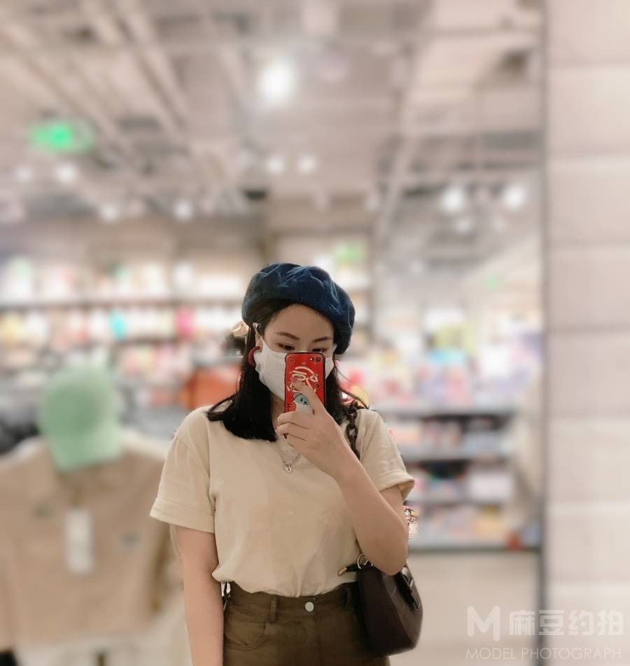 纪实模特