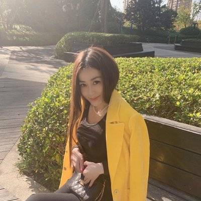 黑白模特