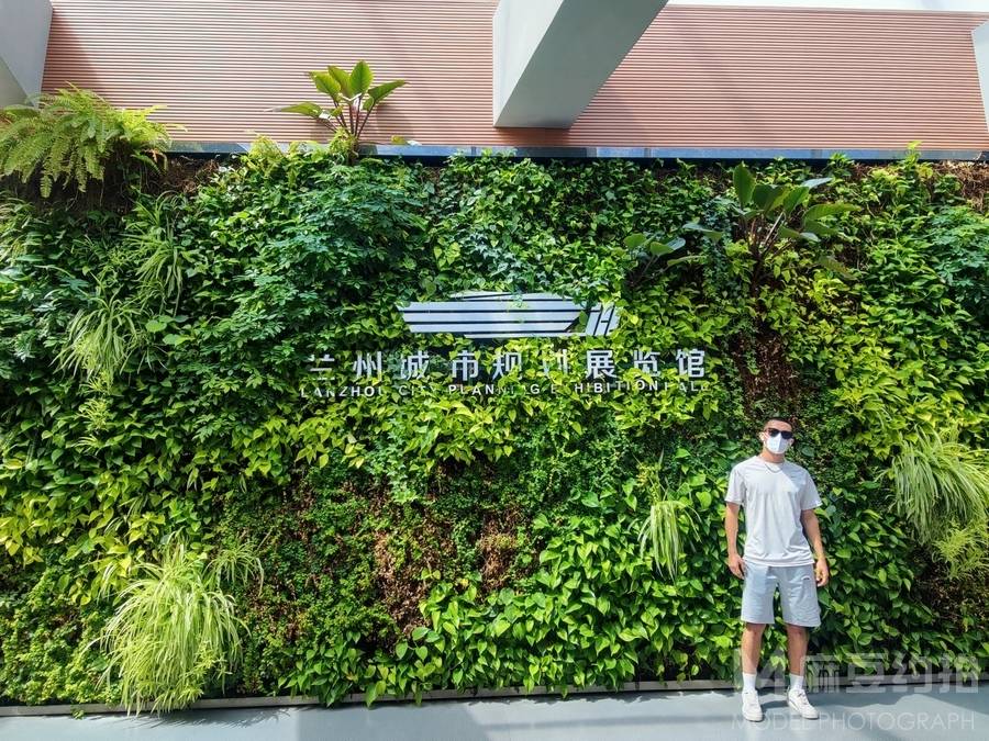 胶片模特
