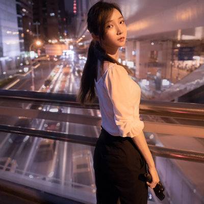 夜景模特