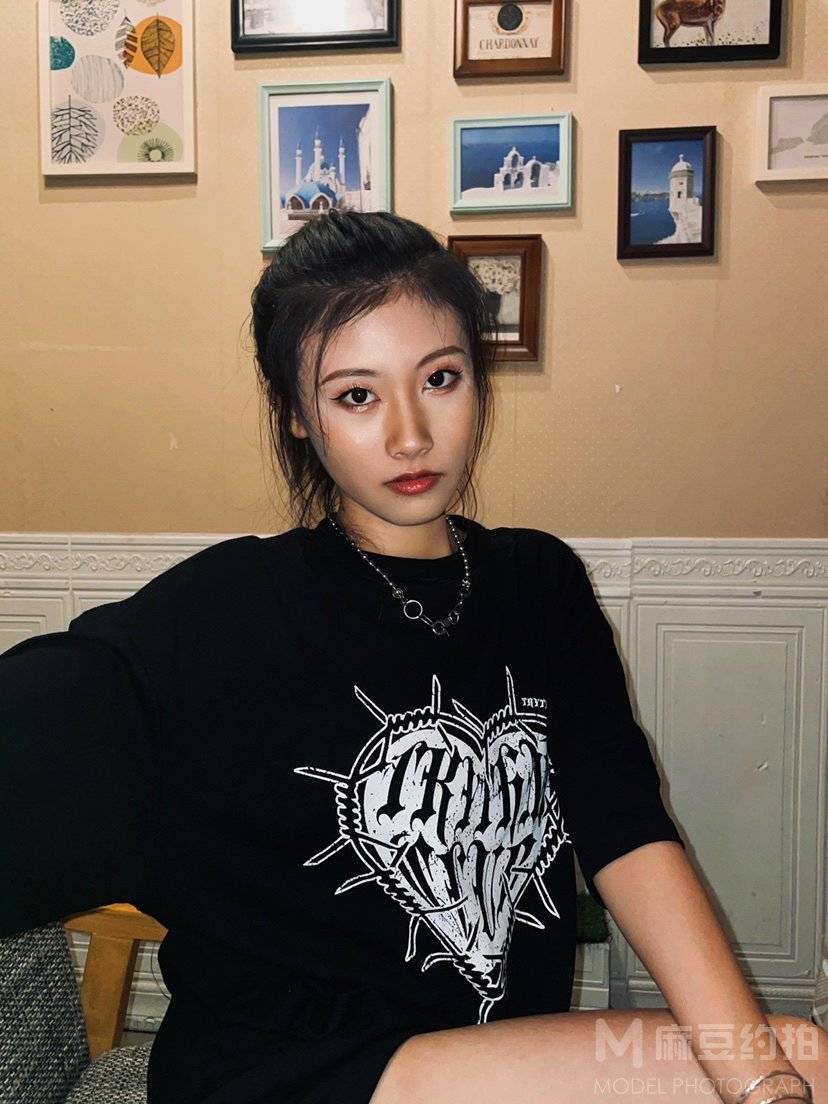 暗黑模特