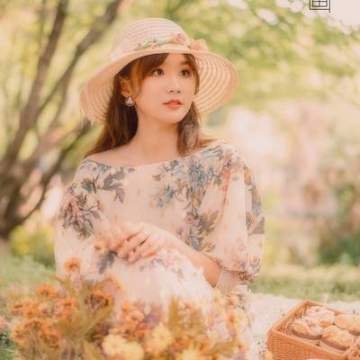 清新模特