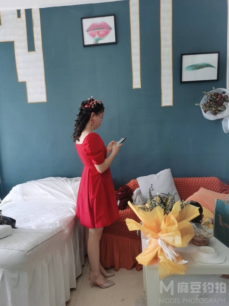 清新模特