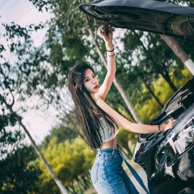 情绪模特