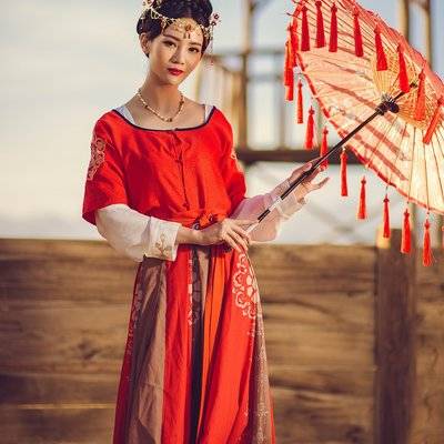 汉服模特