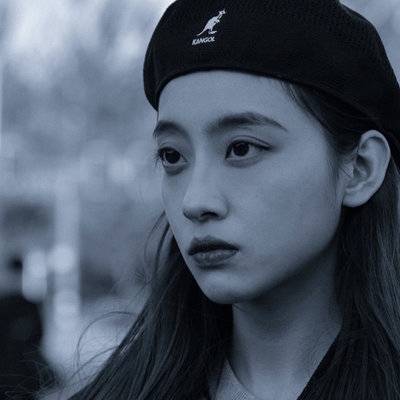 黑白模特