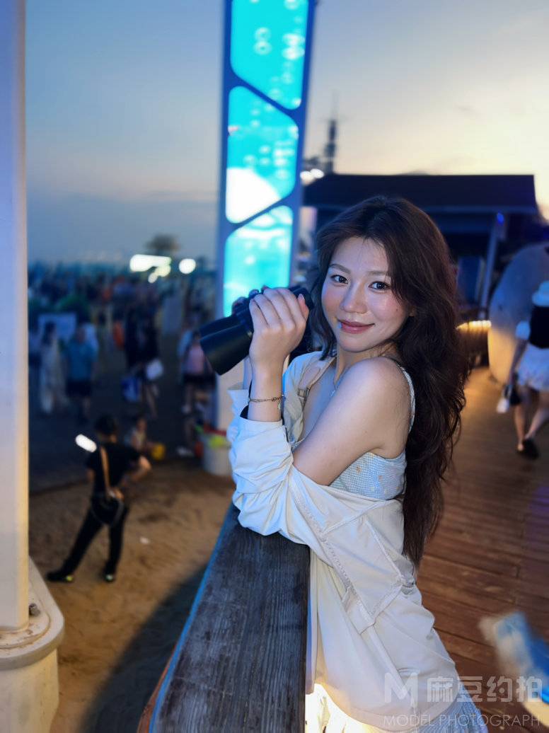 夜景模特